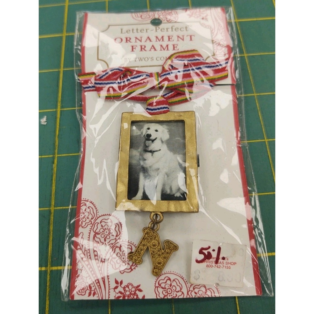 NEW‼ Two's Company Letter-Perfect Mini Photo Picture Frame Christmas‎ Ornament